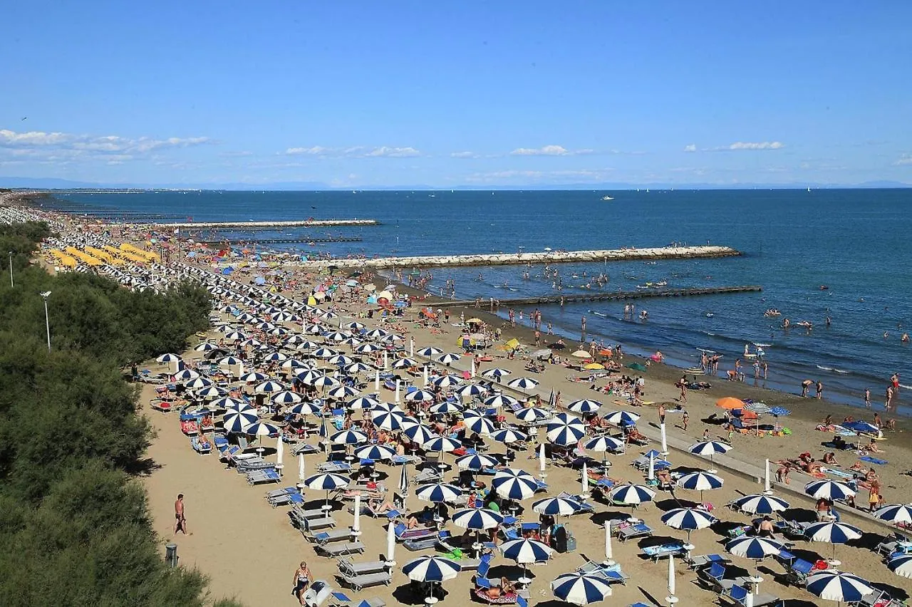 Apartment In Villaggio Ai Pini In Lido Altanea Caorle