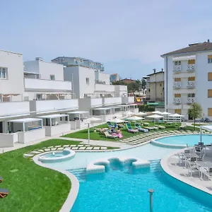 Апарт-отель Marina & 4 Stelle S, Каорле